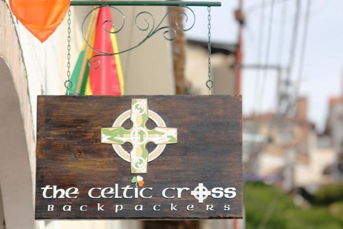 The Celtic Cross Hotel Sucre Exterior photo