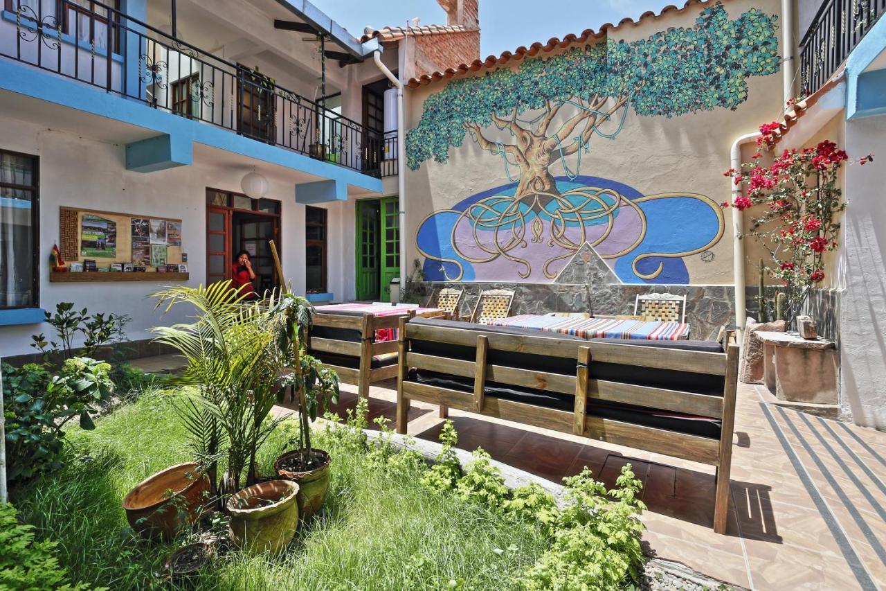 The Celtic Cross Hotel Sucre Exterior photo